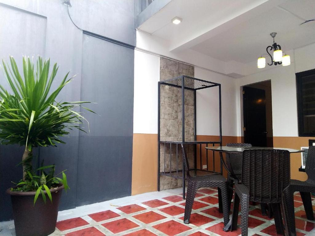 Jil'S Apartelle Tagaytay City Exterior foto